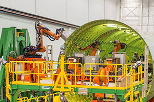 Boeing Abandons Its Failed Fuselage Robots on the 777X, Handing the Job Back to Machinists
